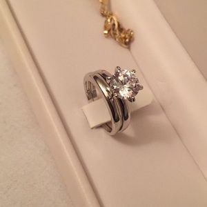 Silver Diamond Ring *must go* (Rhinestone)